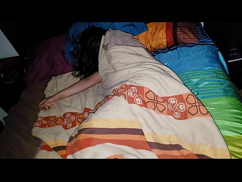 ❤️ Anak tiri memarahi ibu tirinya yang masih muda saat dia tidur. ❤️❌ Rusia porno pada kami id.raceporn.ru ❤